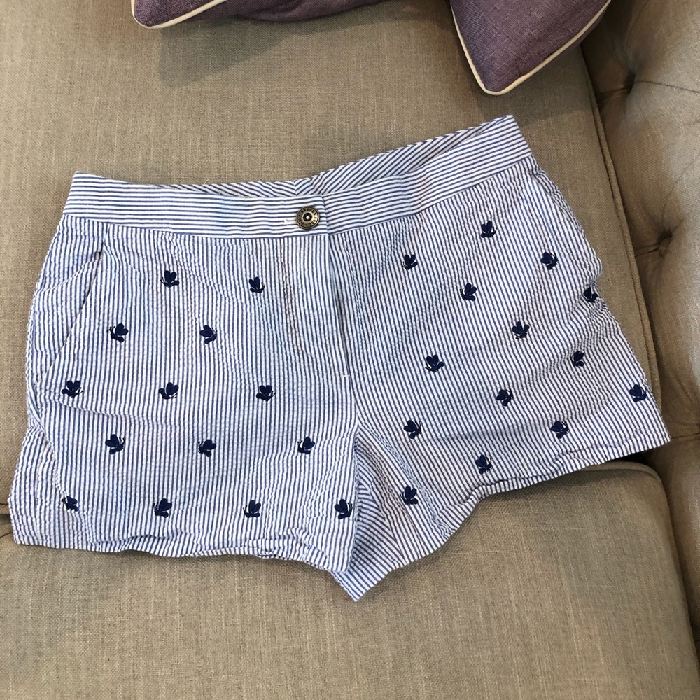 Fun Preppy Brooks Brothers Seersucker Cotton Shorts with Beautiful Embroidery!
